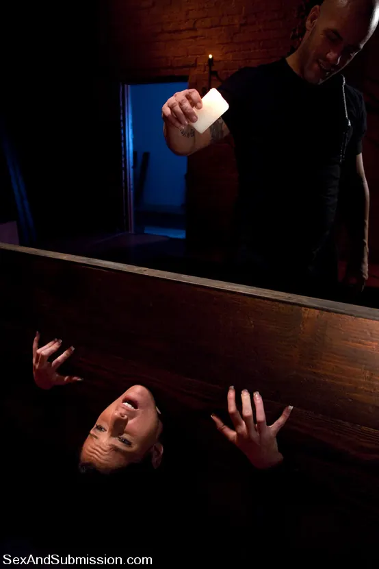 Tricia Oaks en 'Tricia Oaks' from 'Kink' (foto 6) Kink 'Tricia Oaks' protagonizando Tricia Oaks (foto 6)