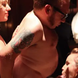 Tripod Man in 'Kink' Welcome Madeline (Thumbnail 1)