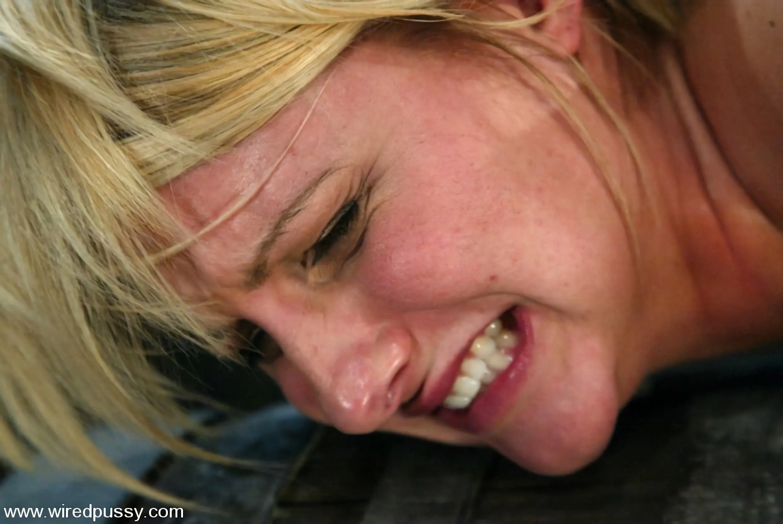 Kink 'Princess Donna Dolore and Vendetta' starring Vendetta (Photo 11)