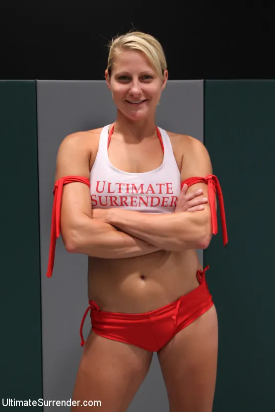 Vendetta en '¡Revancha del partido por el campeonato del año pasado! ¿Quién lo quiere más? ¿Quién se está poniendo en problemas?' from 'Kink' (foto 9) Kink '¡Revancha del partido por el campeonato del año pasado! ¿Quién lo quiere más? ¿Quién se está poniendo en problemas?' protagonizando Vendetta (foto 9)