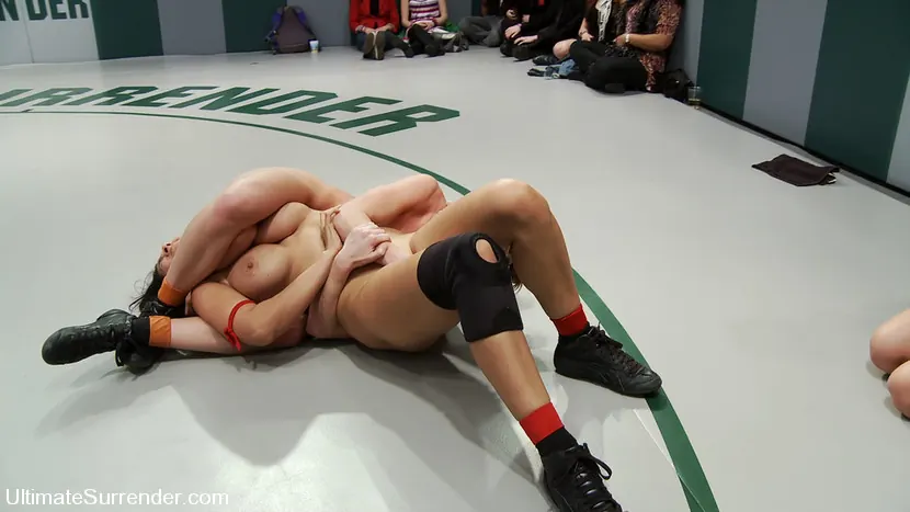 Kink '¡Los Ninjas contra los Dragones, segunda ronda del duelo por el CAMPEONATO!' protagonizando Vendetta (foto 6)