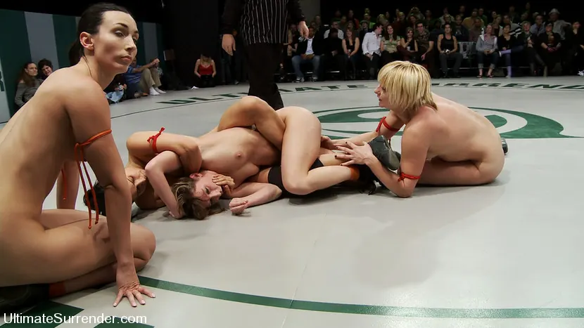 Kink '¡Los Ninjas contra los Dragones, segunda ronda del duelo por el CAMPEONATO!' protagonizando Vendetta (foto 15)