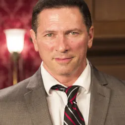 Veronica Avluv に 'Kink' 檻の中の子猫：Veronica Avluvファックオープン！ (サムネイル 19)