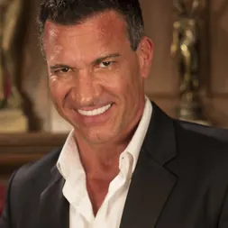 Veronica Avluv に 'Kink' 檻の中の子猫：Veronica Avluvファックオープン！ (サムネイル 22)