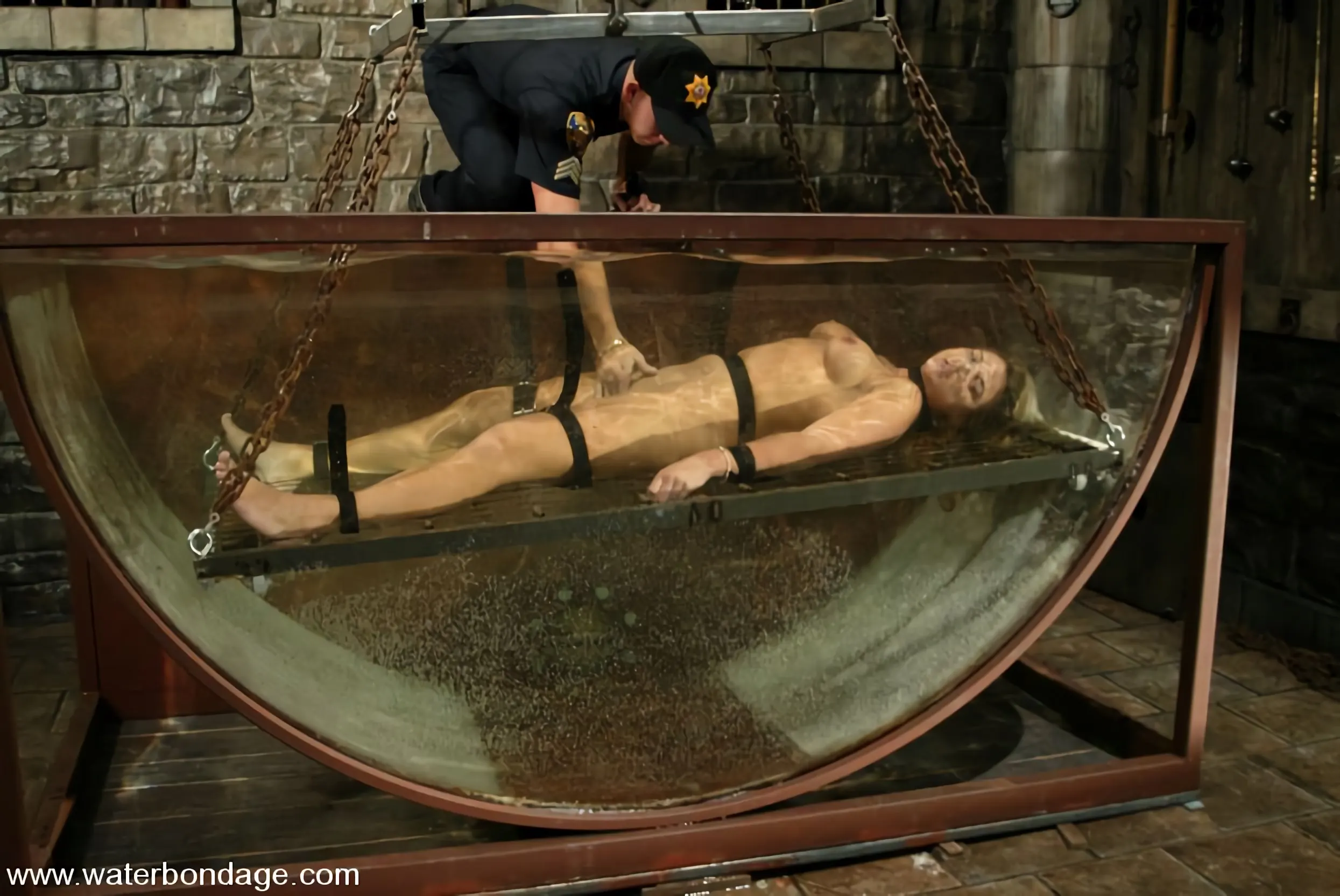 Kink 'Justin y Veronika' protagonizando Veronika (foto 12)