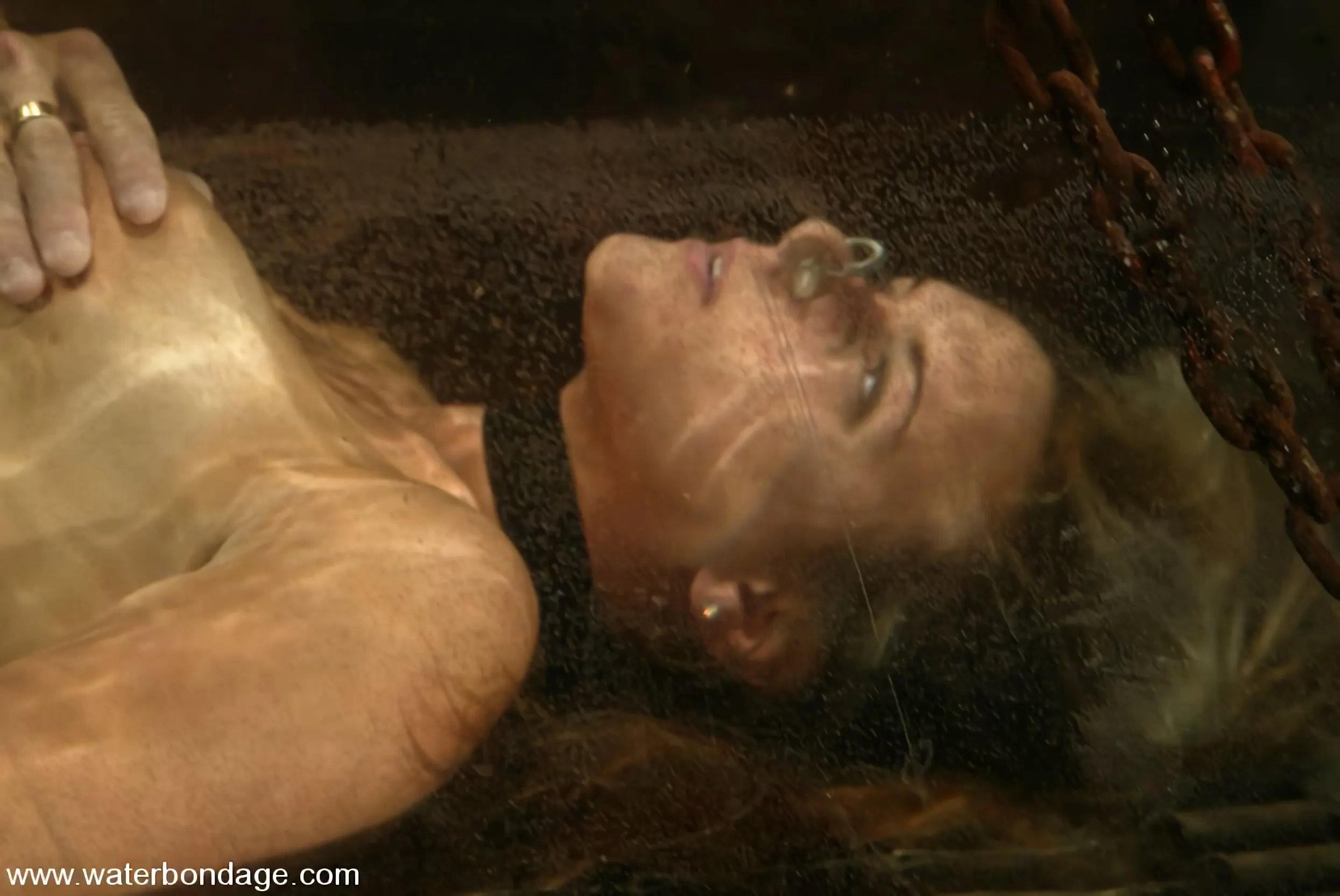 Kink 'Justin y Veronika' protagonizando Veronika (foto 13)