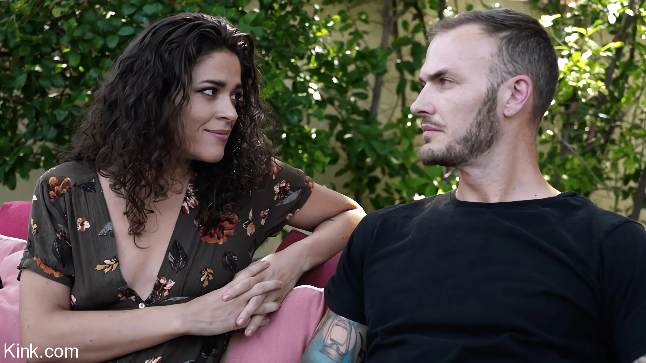 Kink '裏切った' 主演 Victoria Voxxx (写真 1)