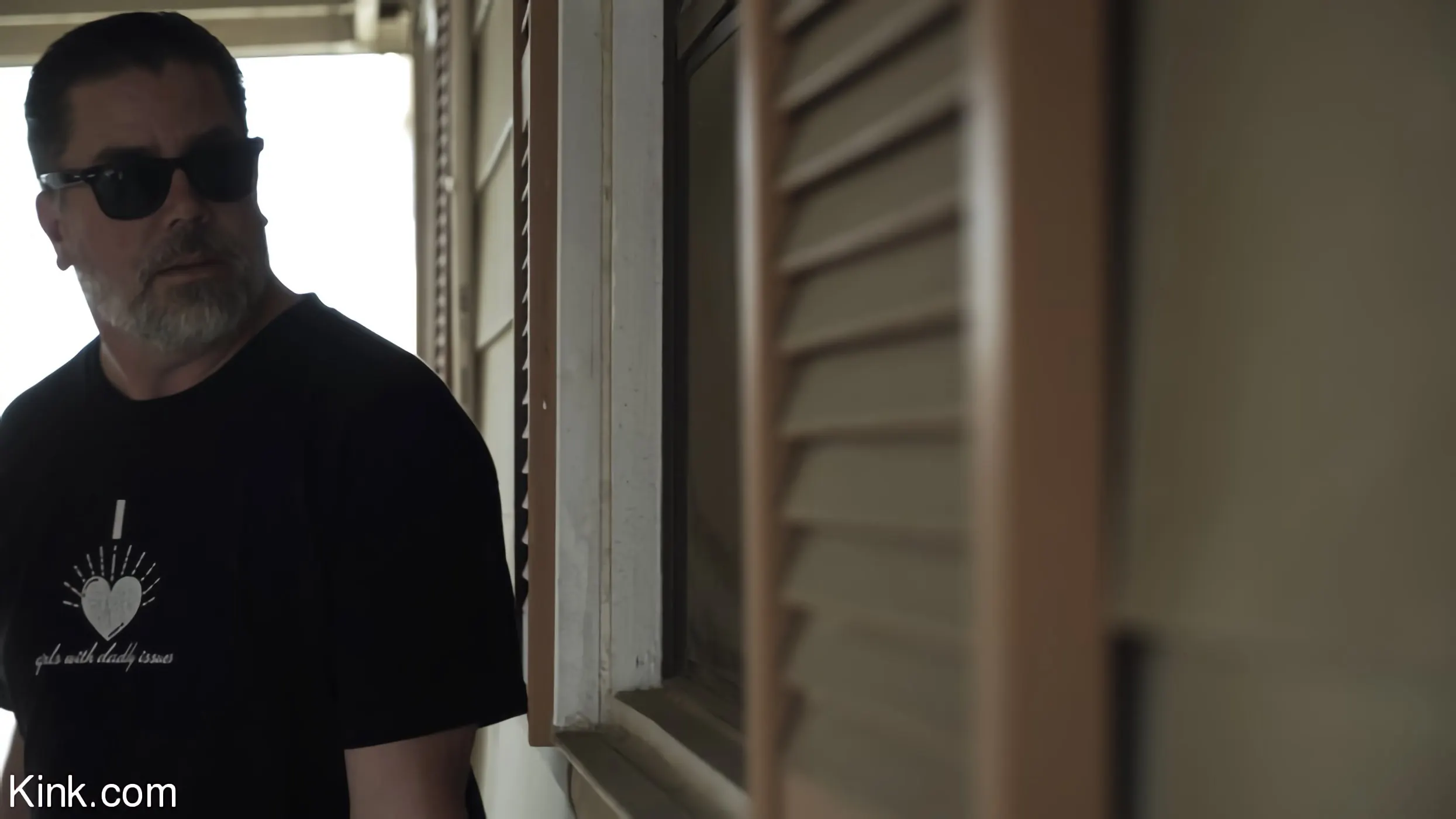 Victoria Voxxx に '狂人の日記、エピソード1:「狩り」' from 'Kink' (写真 7) Kink '狂人の日記、エピソード1:「狩り」' 主演 Victoria Voxxx (写真 7)