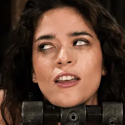 Victoria Voxxx に 'Kink' ねじれ、曲がり、苦しんでいる (サムネイル 16)