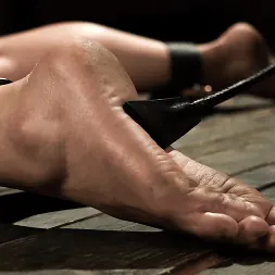 Victoria Voxxx に 'Kink' ねじれ、曲がり、苦しんでいる (サムネイル 18)