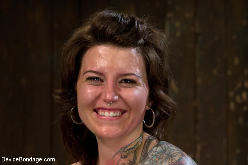 Vivienne Del Rio in 'Chained in the Air and Brutalized' from 'Kink' (Photo 6) Kink 'Chained in the Air and Brutalized' starring Vivienne Del Rio (Photo 6)