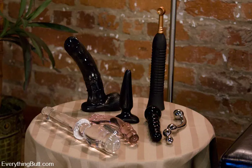 Kink 'Anal Auditions 1: Please be my first anal experience...' starring Winter Sky (Photo 9)