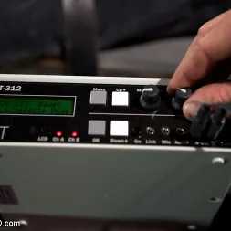 Alani Pi に Alani Pi、3日目からファックを怖がらせる (写真 5) Alani Pi に 'Kink' Alani Pi、3日目からファックを怖がらせる (サムネイル 5)