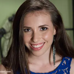 Casey Calvert en 'Kink' ¡Pidiendo castigo! (Miniatura 12)