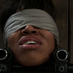 Yasmine de Leon in 'Kink' Blindfold and Impact play equals Awesome Mind Fuck (Thumbnail 11)