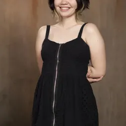 Yhivi に 'Kink' First Shoot Ever-19歳の学習ボンデージハードな方法 (サムネイル 2)