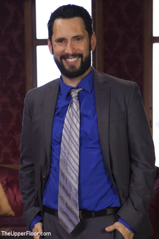 Yhivi en 'Al servicio de la casa: una agente inmobiliaria castigada y follada' from 'Kink' (foto 21) Kink 'Al servicio de la casa: una agente inmobiliaria castigada y follada' protagonizando Yhivi (foto 21)