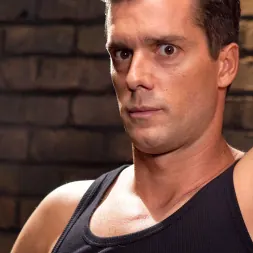 Yhivi に 奴隷訓練:結ばれたタイトで尻を激しく殴られた (写真 20) Yhivi に 'Kink' 奴隷訓練:結ばれたタイトで尻を激しく殴られた (サムネイル 20)