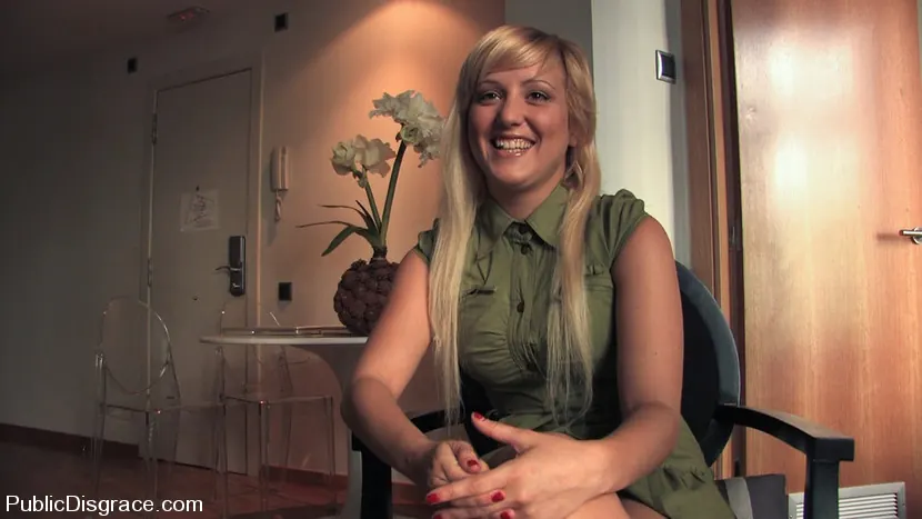 Kink 'Yillie fresca' protagonizando Yillie fresca (foto 10)