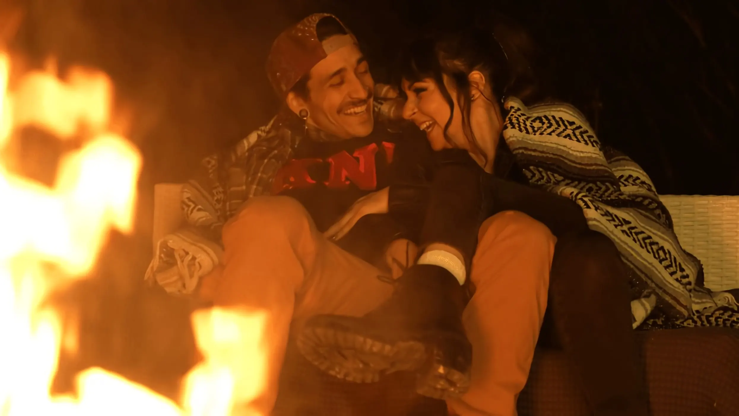 Kink 'Psicosis enmascarada: Yinnie DeDom y Vile Vixen' protagonizando Yinnie DeDom (foto 1)