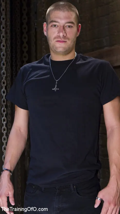 Kink '悪い少女を訓練する：Ziggy Star' 主演 Ziggy Star (写真 1)