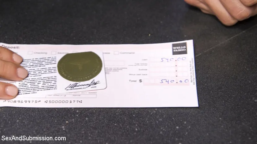 Kink 'Chantaje de lujuria' protagonizando Zoey Monroe (foto 4)