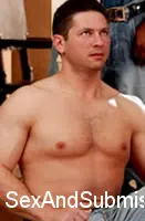 Zoey Monroe en 'La sumisión de Zoey Monroe' from 'Kink' (foto 17) Kink 'La sumisión de Zoey Monroe' protagonizando Zoey Monroe (foto 17)